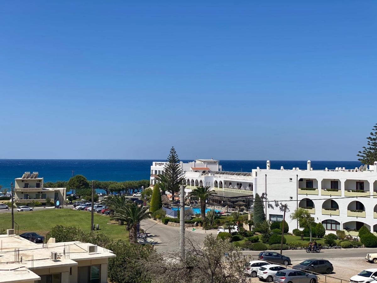 פלאקיאס Zambia Luxury Apartments מראה חיצוני תמונה