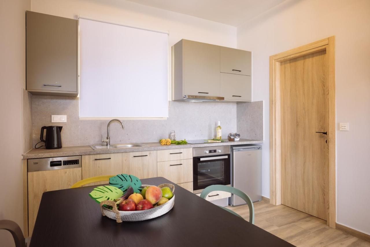 פלאקיאס Zambia Luxury Apartments מראה חיצוני תמונה