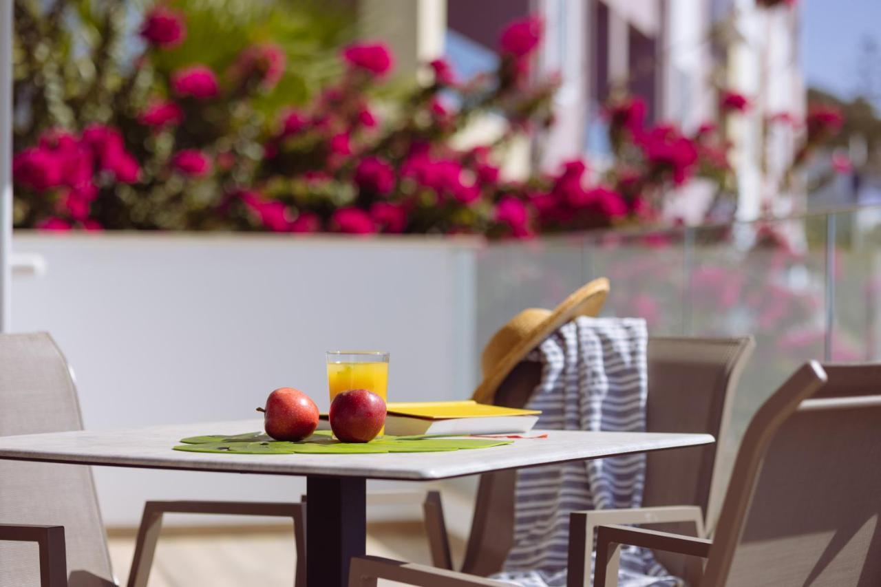 פלאקיאס Zambia Luxury Apartments מראה חיצוני תמונה