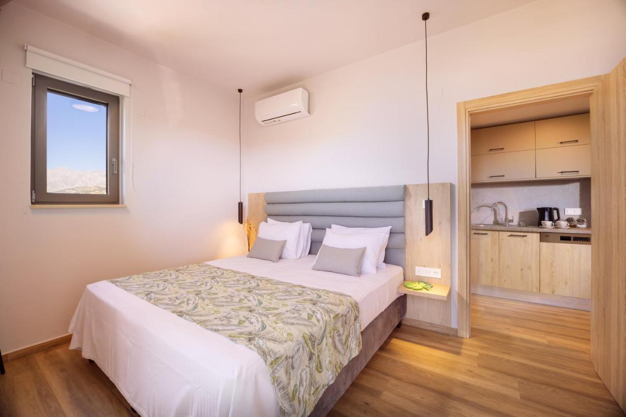 פלאקיאס Zambia Luxury Apartments מראה חיצוני תמונה