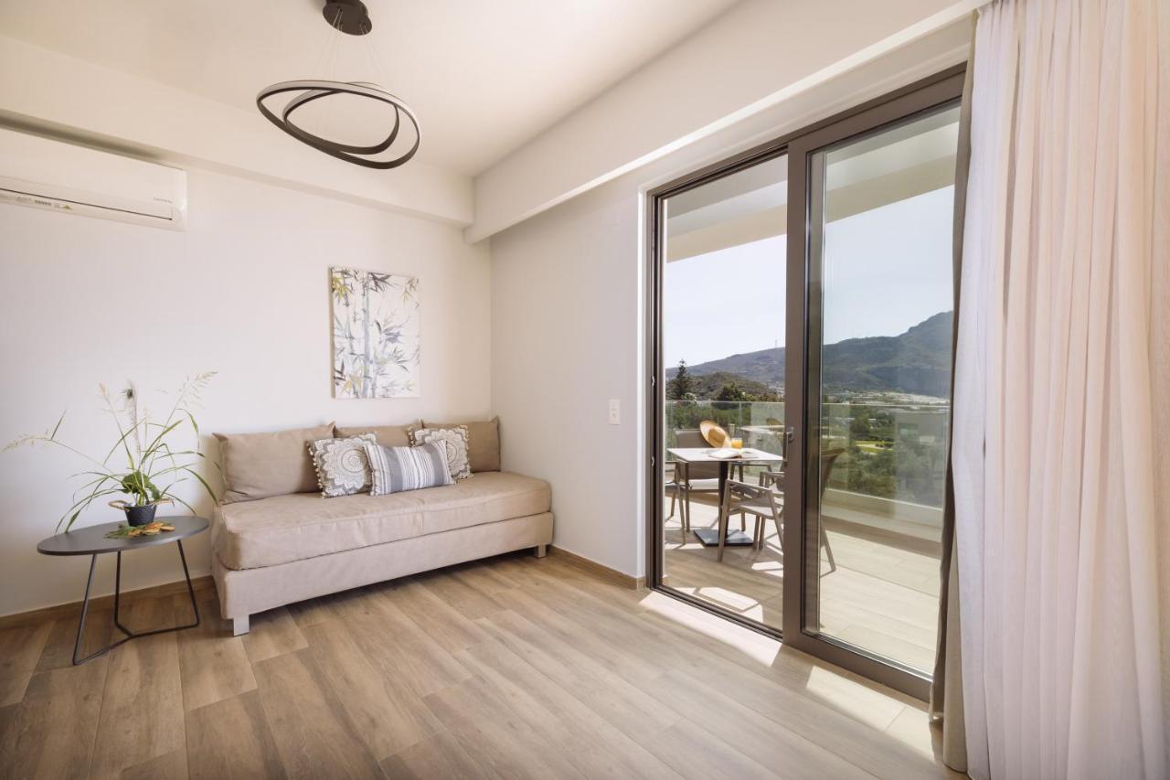 פלאקיאס Zambia Luxury Apartments מראה חיצוני תמונה